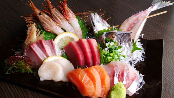 寿司ダイニングだるま家