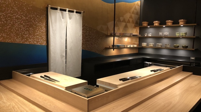 築地青空三代目 丸の内