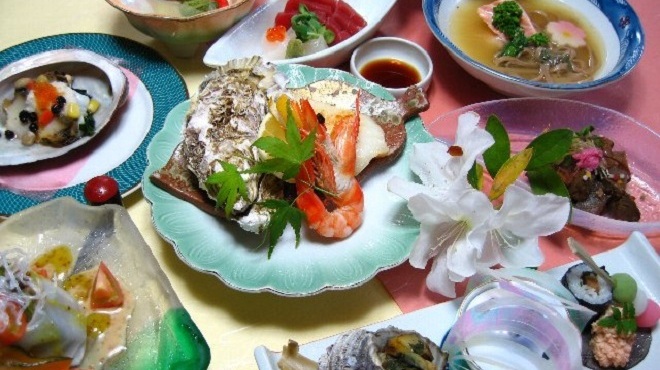 寿司 生簀料理　割烹 大学