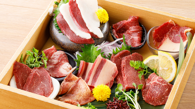 個室 馬刺し肉寿司 たてがみ 名古屋駅前店