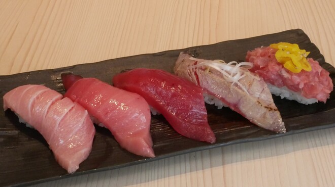 回転寿司やまと 房総の駅 とみうら店