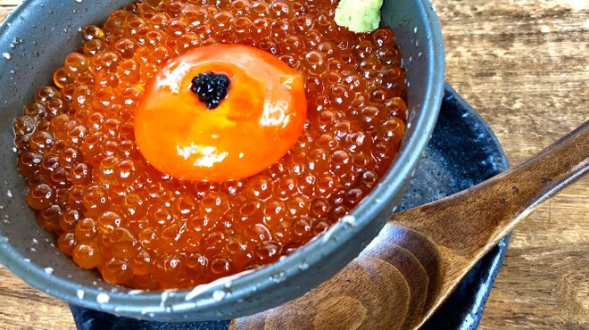 東三国海鮮食堂おーうえすと