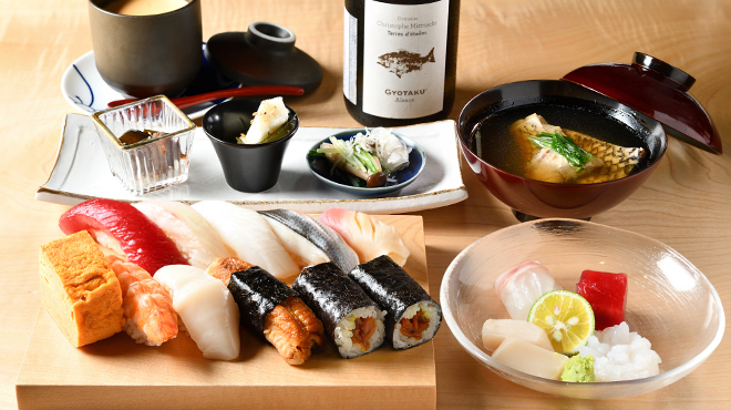 鮨・ワイン UOTAKU