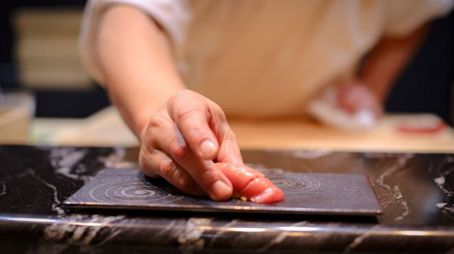 六本木鮨ちかなり