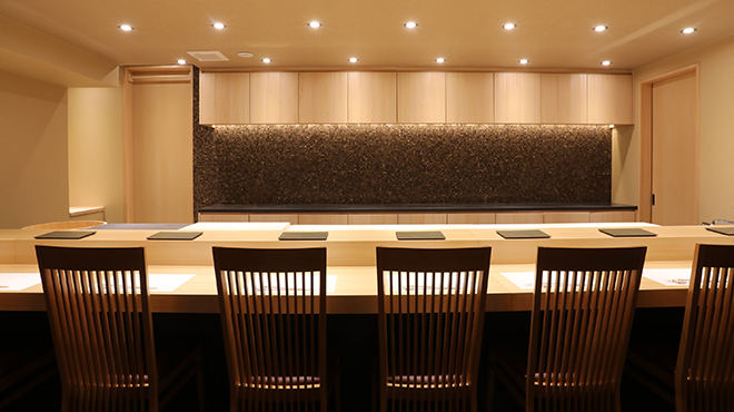 寿司と日本料理 新宿 よねがみ