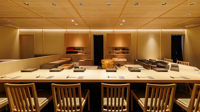 鮨 無垢/鮨 白銀