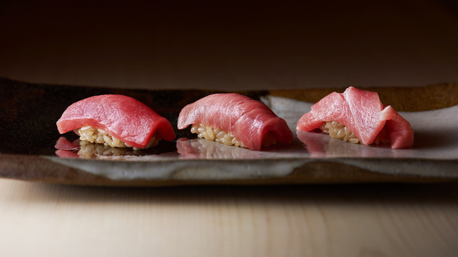 鮨 東京 よし田