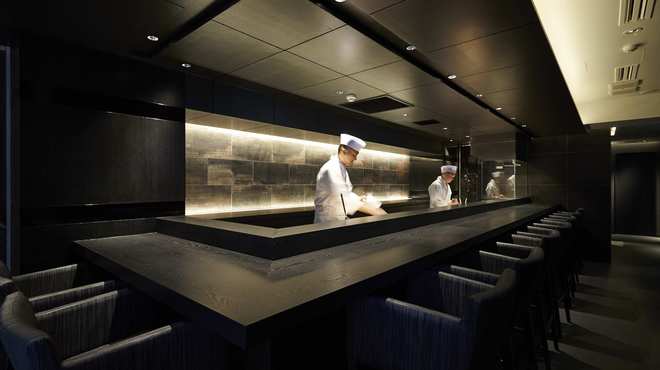 麻布十番松栄寿司