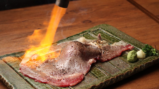 肉寿司 新宿三丁目