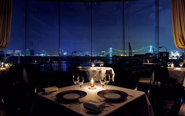 ツキ シュール ラメール